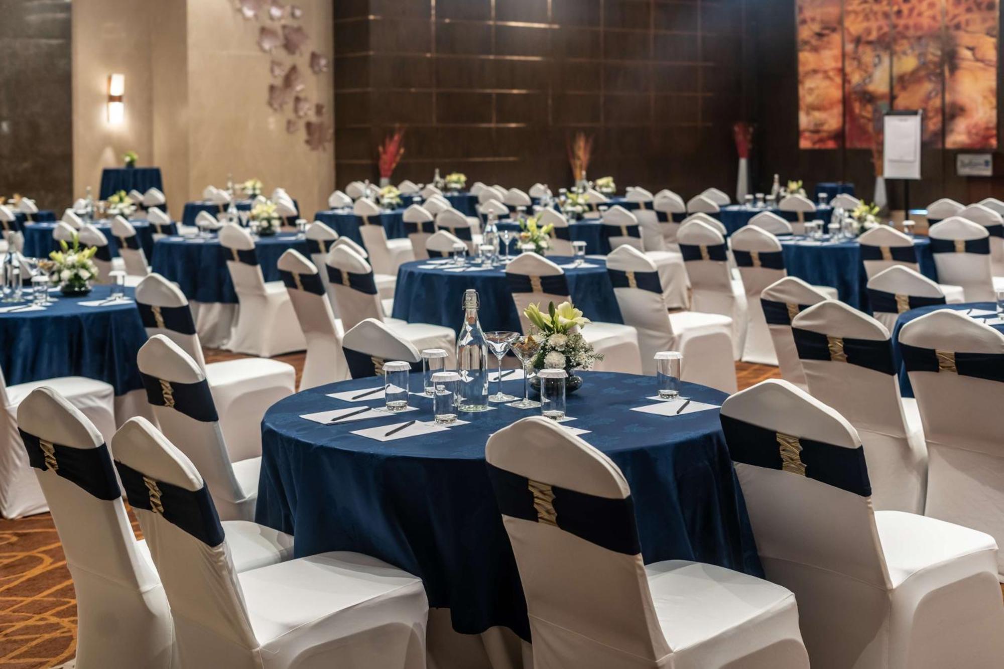 Radisson Blu Hotel, Greater Noida Εξωτερικό φωτογραφία The Grand Ballroom
